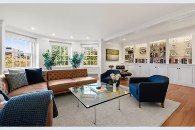 192 Commonwealth Ave #5, Boston, MA 02116 - Photo 1