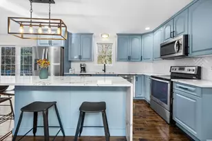 14 Hickory Ln, Ipswich, MA 01938 - Photo 3