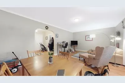 102 Sewall Ave #2, Brookline, MA 02446 - Photo 9