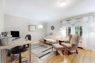 102 Sewall Ave, Brookline, MA 02446 - Photo 3