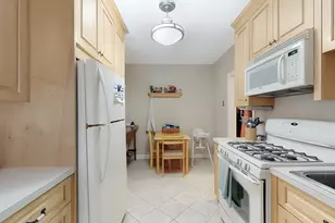 102 Sewall Ave, Brookline, MA 02446 - Photo 11