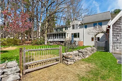 225 Lowell St, Carlisle, MA 01741 - Photo 5