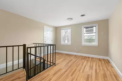 1932 Washington St #1932, Newton, MA 02466 - Photo 5