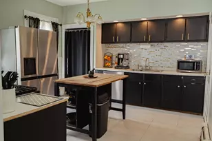 107 Sycamore St, New Bedford, MA 02740 - Photo 7