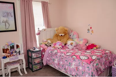 107 Sycamore St, New Bedford, MA 02740 - Photo 17