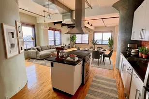 210 Lincoln St, Boston, MA 02111 - Photo 9