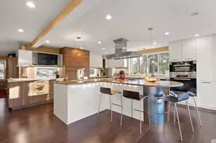 175 Mountain St, Sharon, MA 02067 - Photo 3