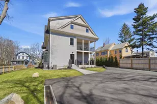 20 Lawrence, Wakefield, MA 01880 - Photo 3