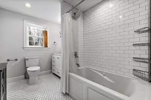 8-10 Ann St, Boston, MA 02122 - Photo 27