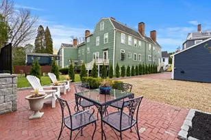 12 Darling St, Marblehead, MA 01945 - Photo 21