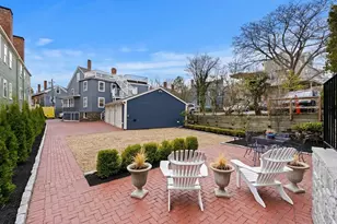 12 Darling St, Marblehead, MA 01945 - Photo 21