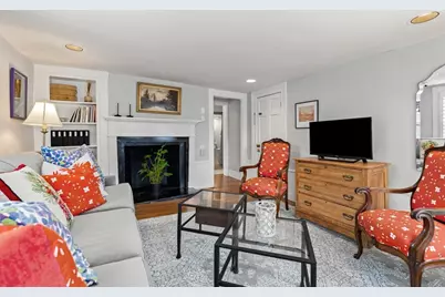 12 Darling St #2, Marblehead, MA 01945 - Photo 7