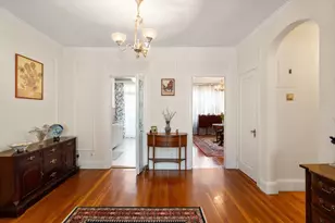 325 Tappan St, Brookline, MA 02445 - Photo 3