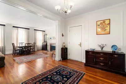 325 Tappan St #6, Brookline, MA 02445 - Photo 9