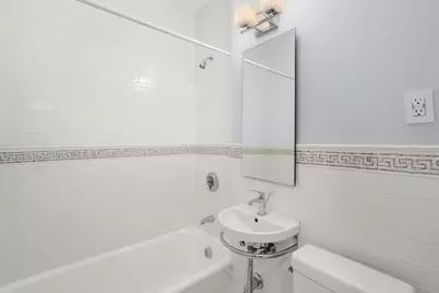 325 Tappan St #6, Brookline, MA 02445 - Photo 21