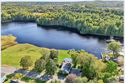 39 Water Street, Freetown, MA 02702 - Photo 5