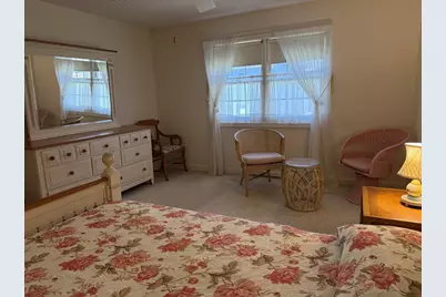 402 Country-Side Rd #402, Greenfield, MA 01301 - Photo 7