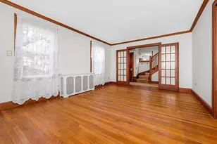 47 Whitney Rd, Medford, MA 02155 - Photo 5