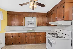 47 Whitney Rd, Medford, MA 02155 - Photo 11