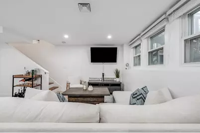 261 Silver St #1, Boston, MA 02127 - Photo 3