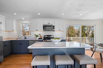 21 Pearl Ln, Falmouth, MA 02536 - Photo 9