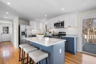 21 Pearl Ln, Falmouth, MA 02536 - Photo 5