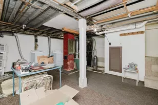 67 Jackson St, Taunton, MA 02780 - Photo 35