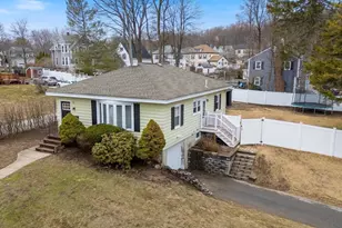 84 Groveland St, Haverhill, MA 01830 - Photo 1