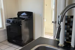 10-12 Maple St, Waltham, MA 02453 - Photo 11