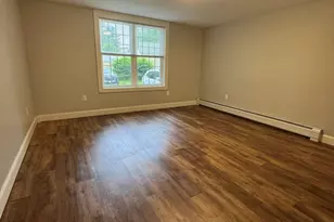 130 West St, Hadley, MA 01035 - Photo 9