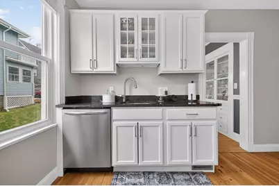 40 Montvale Street #1, Boston, MA 02131 - Photo 11