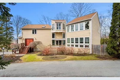 2 Rolleston Rd, Marblehead, MA 01945 - Photo 39