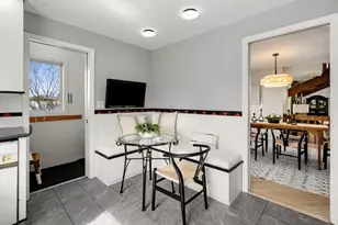 2 Rolleston Rd, Marblehead, MA 01945 - Photo 13