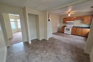 67 Pleasant, Ware, MA 01082 - Photo 3