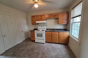 67 Pleasant, Ware, MA 01082 - Photo 5