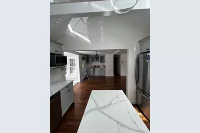 181 Christina St #A, Newton, MA 02461 - Photo 3