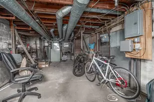 81 Bristol Rd, Medford, MA 02155 - Photo 19