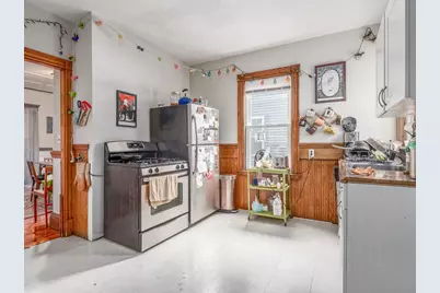81 Bristol Rd #1, Medford, MA 02155 - Photo 5