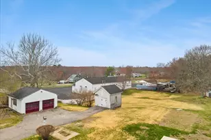 969 Somerset Ave, Taunton, MA 02780 - Photo 35