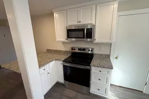 79 Hawley St, Northampton, MA 01060 - Photo 5