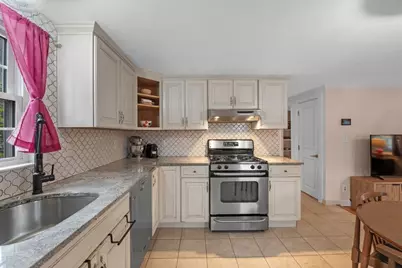 15 Oak View Ave, Salem, MA 01970 - Photo 7