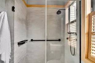 36 Irving St, Cambridge, MA 02138 - Photo 17