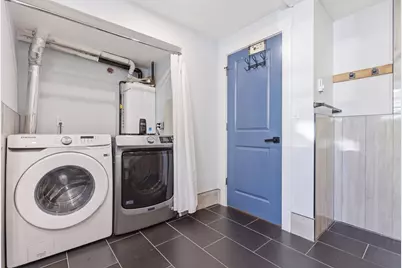 61 Shepton St, Boston, MA 02124 - Photo 35