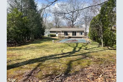 25 Piper Cross Rd, West Springfield, MA 01089 - Photo 3