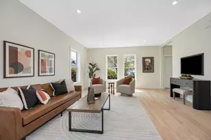 13 Chestnut St, Wakefield, MA 01880 - Photo 11