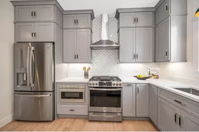 13 Chestnut Street #1, Wakefield, MA 01880 - Photo 3