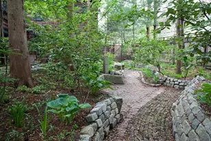 241 River St, Cambridge, MA 02139 - Photo 17