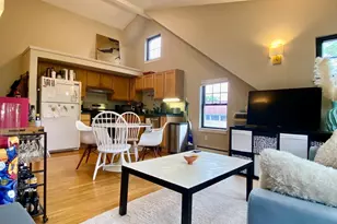 241 River St, Cambridge, MA 02139 - Photo 3