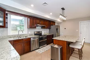 3 Leighton St, Natick, MA 01760 - Photo 5