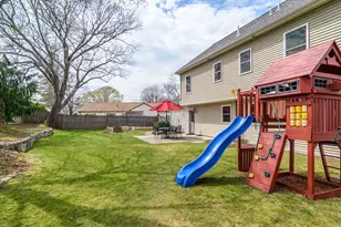 3 Leighton St, Natick, MA 01760 - Photo 31